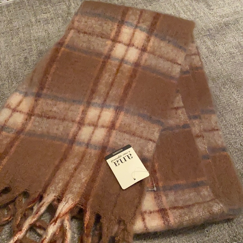Soft plaid scarf. New with tags.